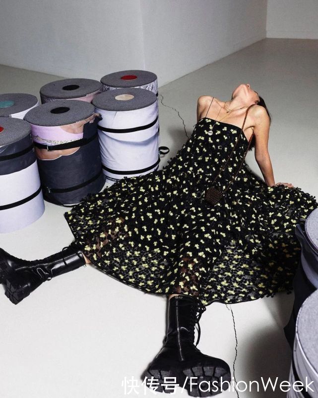 一条碎花裙，就能美过整个春天