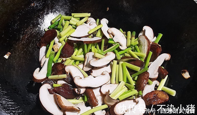 香菇|“天然青霉素”,营养高杀菌好,生熟都能吃,大人孩子常吃好处多!