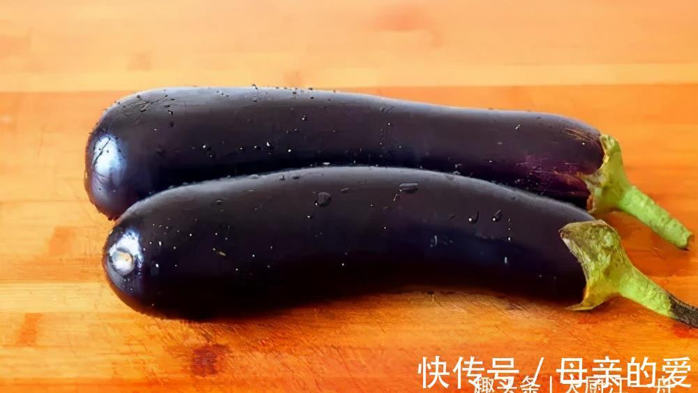 亲爱的|80岁老奶奶叫我茄子这样做，不炒不炖不过油，端上桌家人抢着吃