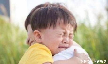 后背|孩子后背几十个疤,妈妈以为被同学欺负了,没想到是奶奶所为