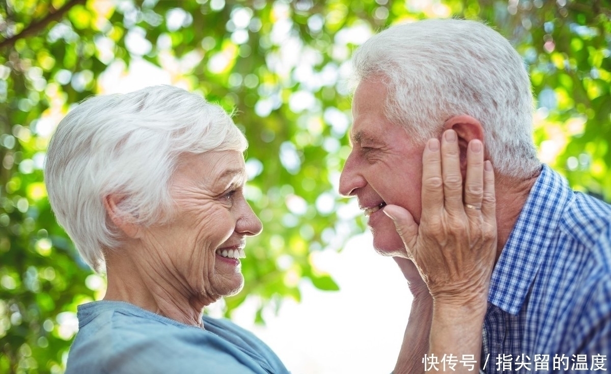 吃糖|人活一世,草木一秋!最新长寿方法,喝茶排13,排第一的是它!