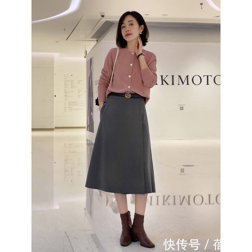 半身裙|秋季穿衣秘诀:首选“半身裙”搭配,参考这5种优雅穿搭气质加分