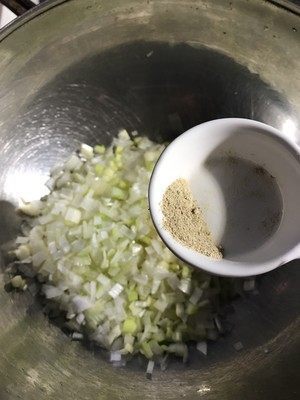 厚饼|烙葱油饼我家有诀窍，记住这几步，层层酥脆，做法超简单！