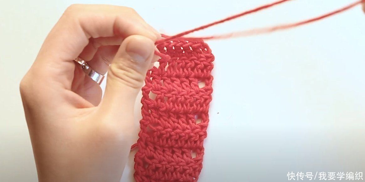 不加不减钩|宝宝戴上妈妈编织的手工帽，又萌又可爱，圈圈边宝宝辫子帽教程