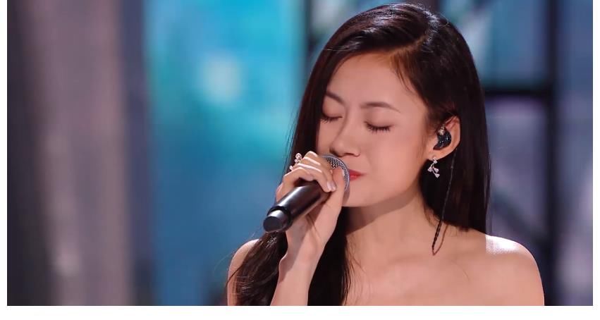 中國好聲音|《中國好聲音》伍珂玥奪冠，這冠軍名副其實，人美聲甜沒得說