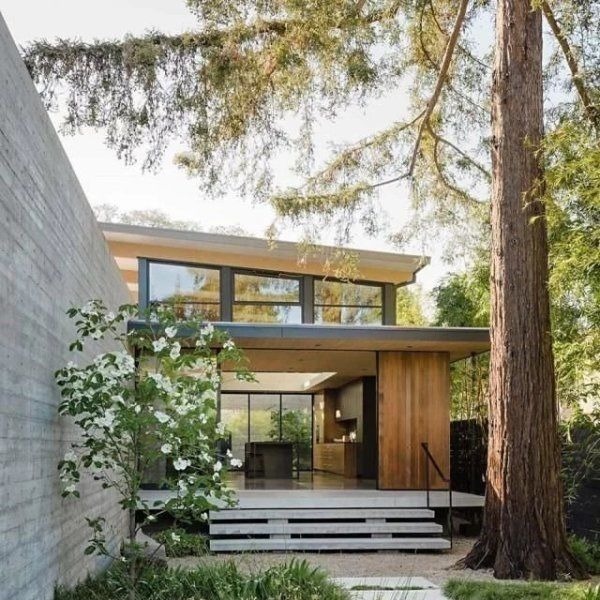 餐厨|不差钱的土豪,在山里建了座豪宅,鸟语花香,过上诗一般的生活