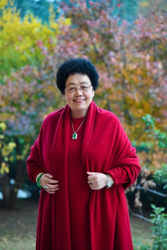 文化|专访企业家陈丽华:紫檀文化传承的穿透力与生命力