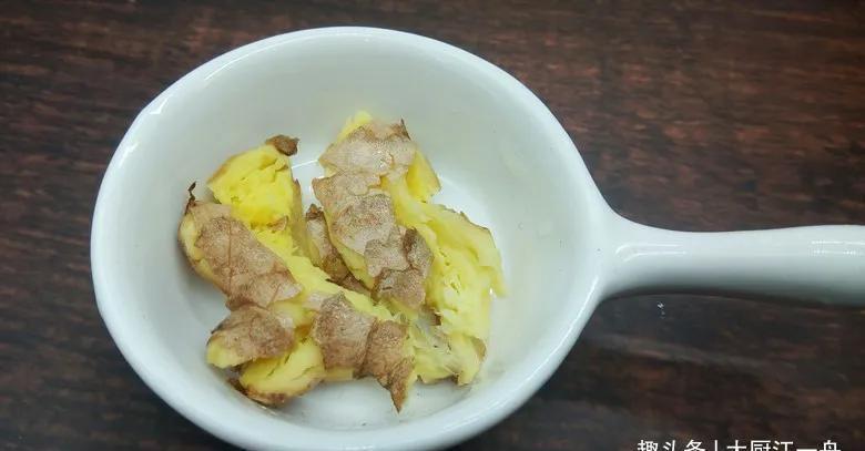 凉了也不硬的葱花饼,究竟怎样做才好吃?面点师教你正确做法