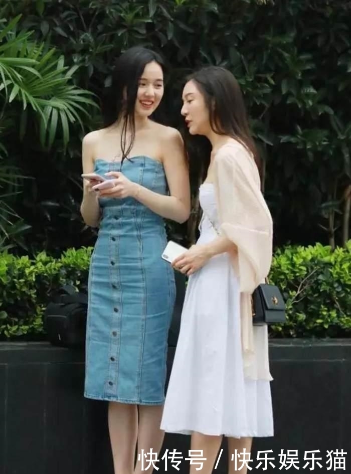 空姐|街拍:空姐小姐姐身材和相貌都很好看,很有都市成熟女人的味道!