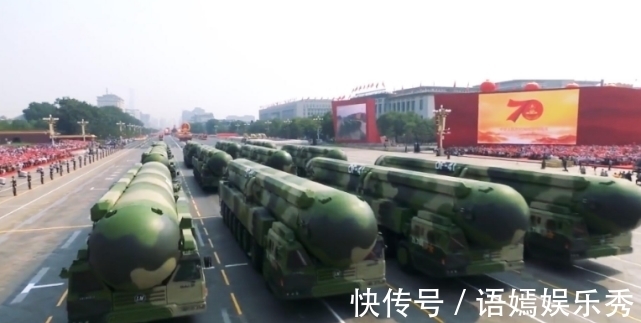 中国这两次大阅兵很厉害,一次震撼亚洲,