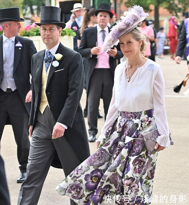 梅根 凯特小婶继续闪耀赛马会,一袭绿色印花裙穿出高级美,成时尚新秀!