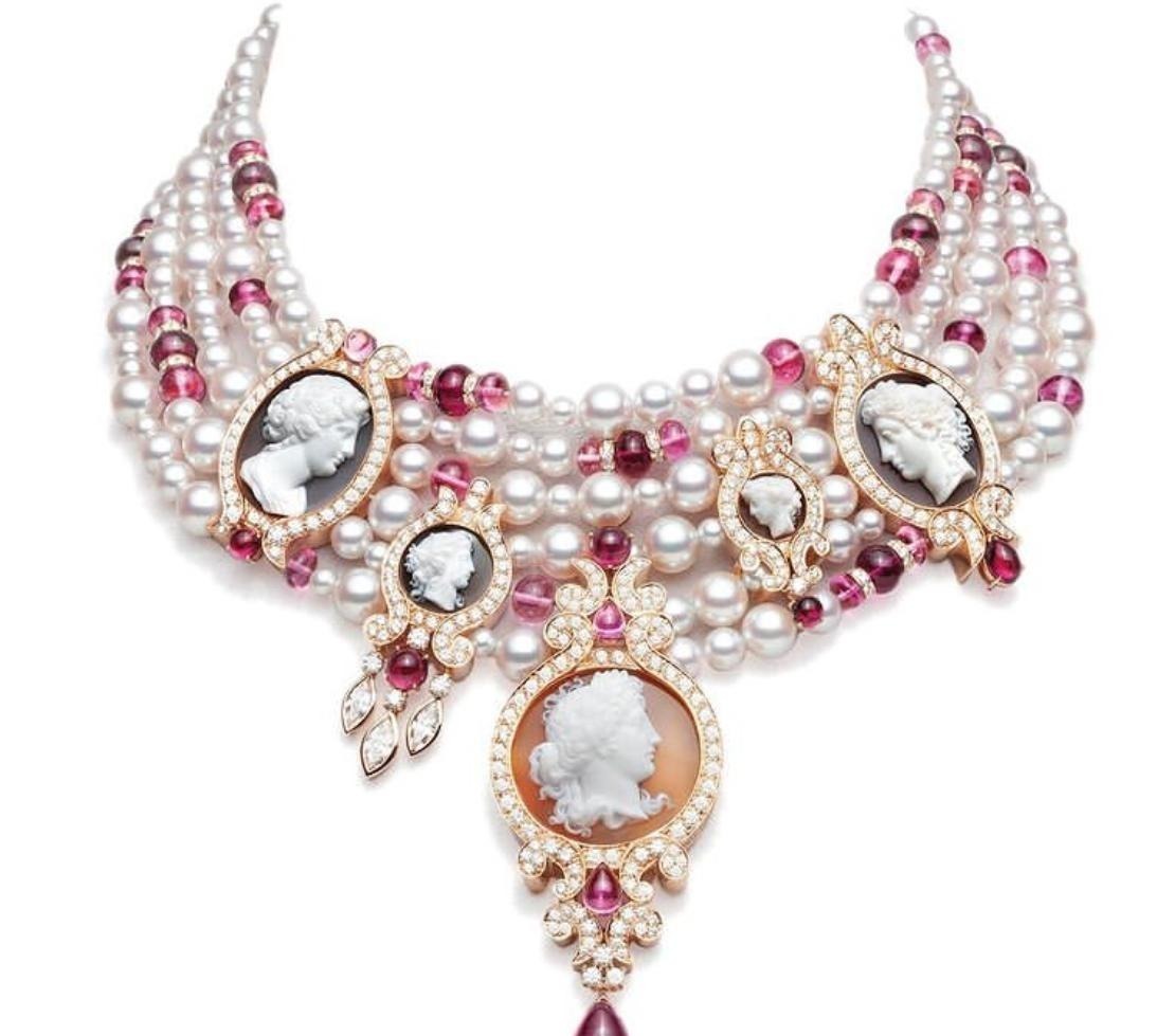 珍珠流苏|华丽的宝石、独到的设计和精湛的工艺，盘点2020年出彩的项链