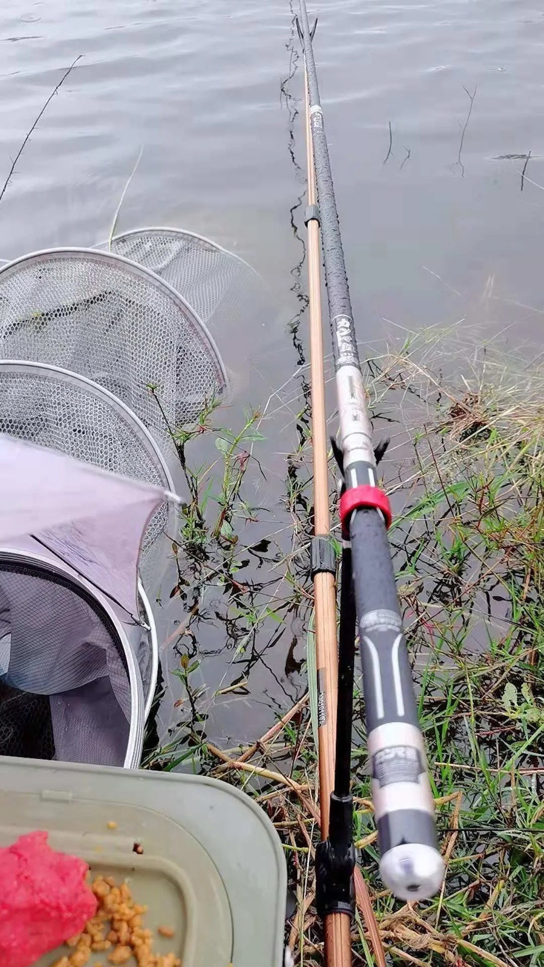 野钓时鱼不开口？老钓友：别着急收杆回家，这3招不管在哪都好用