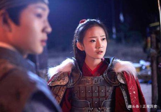 巾帼英雄|一个救下整座城市的中国女孩，独自率领一支敢死队，连夜跋涉三天