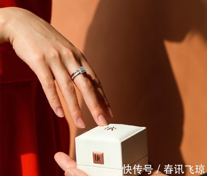 4c dr的钻戒大概多少钱?一生只能定制一枚的钻戒价格很贵吗?