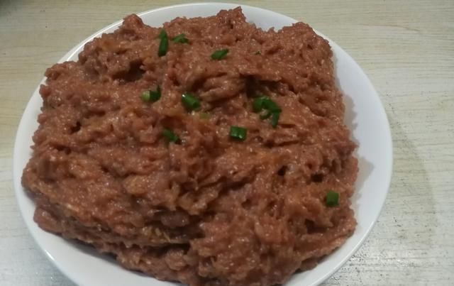 开馄饨店10年,这个调馅方法最靠谱,鲜嫩抱团,老人孩子都爱吃