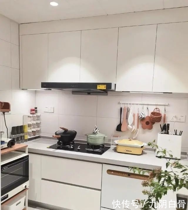 墙面|女主用110㎡新居向网友证明，温柔干净的日式风，有多么俘获人心