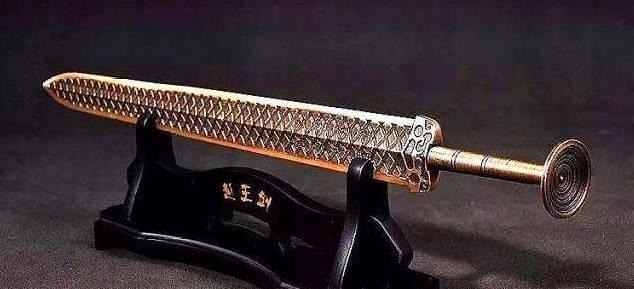 逐梦13年,他造出的“越王勾践剑”,以假乱真!