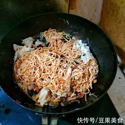 会做这些河南家常蒸卤面，你比大厨都牛气
