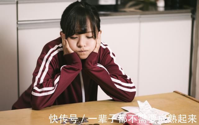 金钱|“爸爸,棒棒糖好贵”,以工换酬教育半个月,孩子表现有点极端了