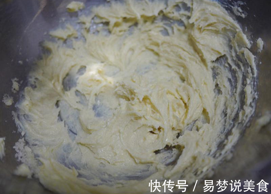 想吃饼干不用买，大厨教你做酥脆香甜的小饼干，做法简单还卫生