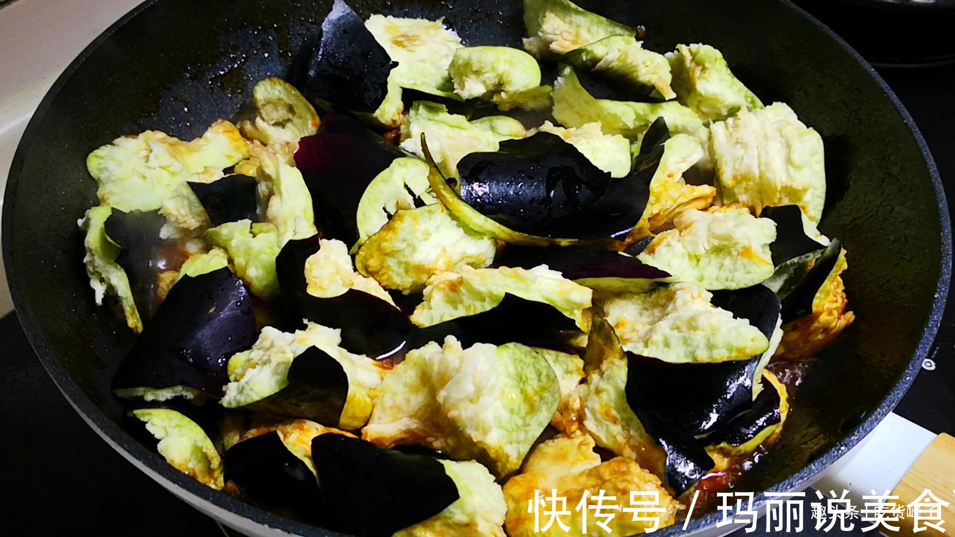 红烧排骨茄子家常做法,鲜香四溢,营养好吃,一大锅不够吃!