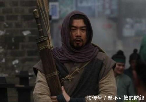 水浒传|《水浒传》中,林冲跟杨志比武究竟谁赢了这一细节暗示答案!