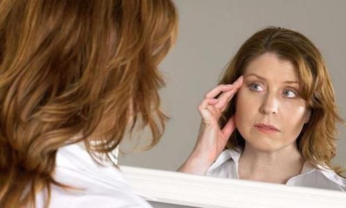 柿饼|女人缺乏黄体酮易衰老?多吃这3种养颜食物,拒绝被叫“黄脸婆”