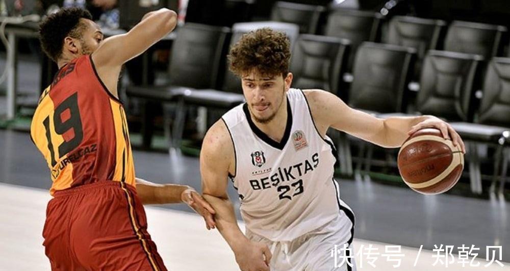 新秀|連KD都羨慕！傳火箭新秀申京女友，竟是KD點贊的女排選手