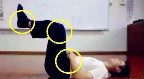 胃肠|一招抬脚功，能降百种病！每晚睡前5分钟，防病治病，延年益寿！