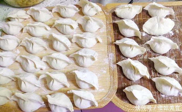 夏天,用它包饺子,又香又嫩,1元钱一斤,比韭菜茴香还好吃