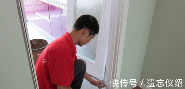 墙面|先装门还是先刮腻子太多人做错，返工都来不及！