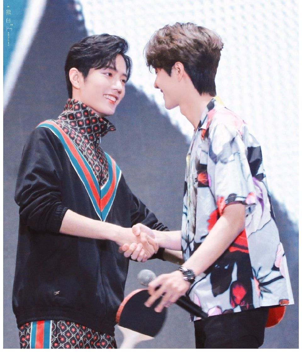 舞台|细数多次同台瞬间,王一博肖战十月十五日,敬请期待!