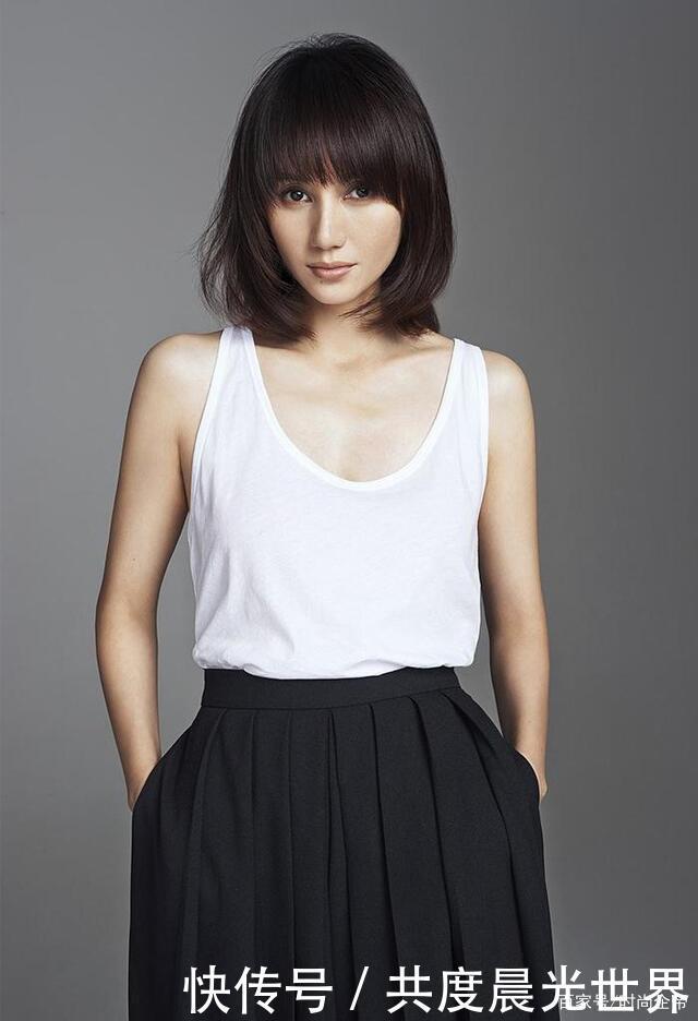 烫发|女人过了40岁,过年别烫“大妈卷”,这4款更适合走亲访友