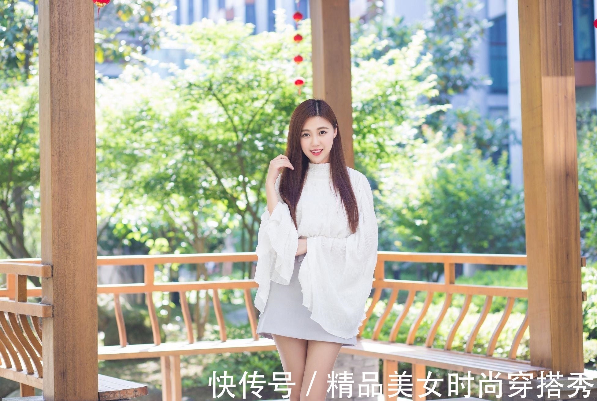 连衣裙 简约又时尚的裙装搭配,给人一种简约的时尚美