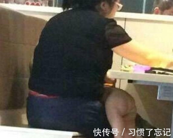 |搞笑段子:快放开我!我跟你讲我,我要是发起疯来连自己都打