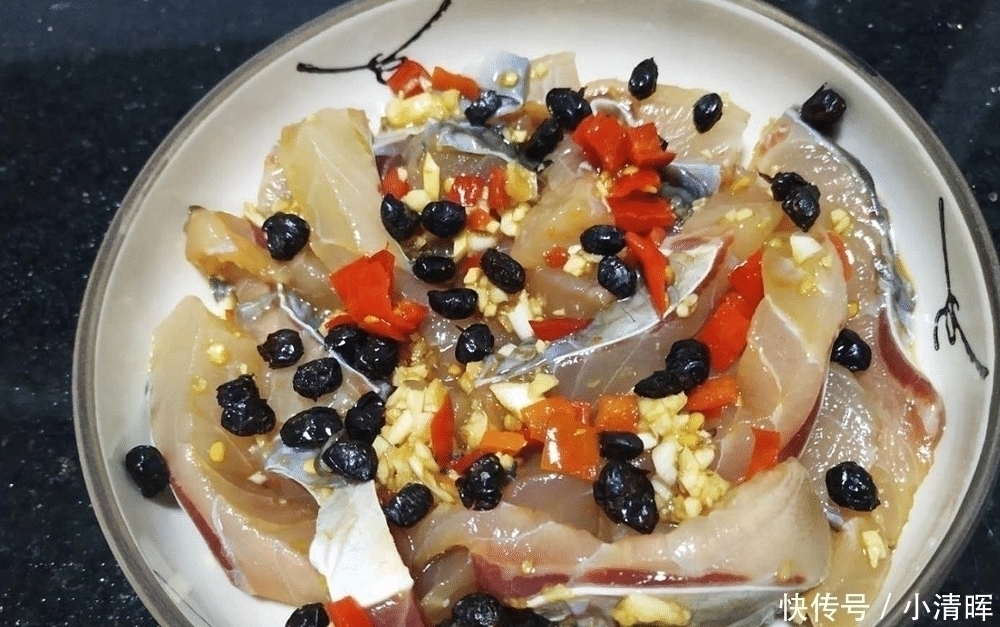 这菜蒸一蒸,6分钟上桌,鲜到流口水,做法简单,好吃停不下筷子