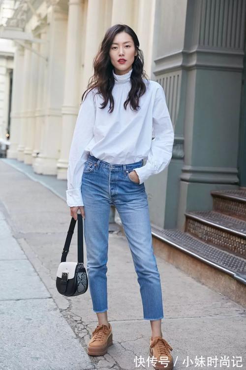 小姐姐 刘雯普通白裙穿出国际大牌感,配披肩发好有少女感