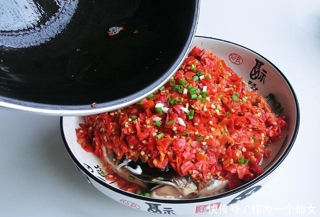 简单|家宴上,公认最好吃的蒸菜,一学就会,鲜嫩入味,经典却如此简单