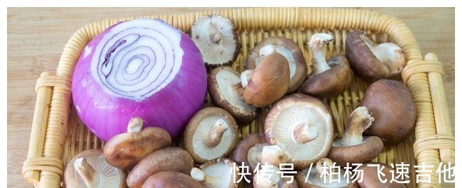 玉米肠|自制糯米肠家庭做法,咸香软糯没有添加剂,食材做法都简单,解馋!