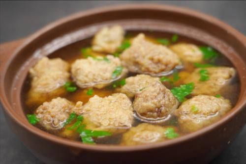 丸子汤|汆丸子，调肉馅很关键，牢记3要点，丸子没腥味，饱满多汁不松散