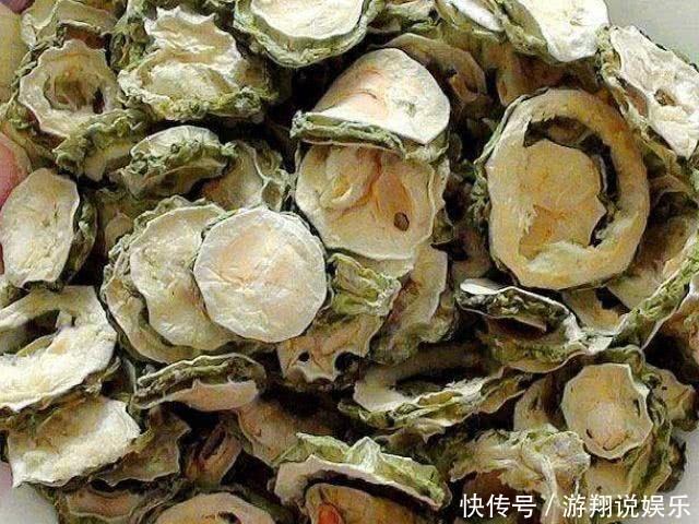 泡水|湿气的死对头找到了,常用4物泡水喝,或排出湿气体重悄悄降