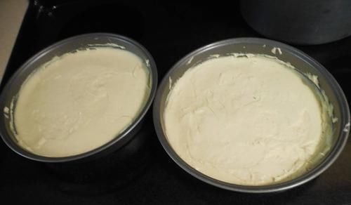 父母眼中的蛋糕VS我们期待收到的蛋糕,吃货我只想正常过个生日