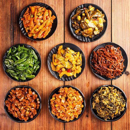 送上腌制各种蔬菜的配方，自己做干净卫生，不用去外面买了！