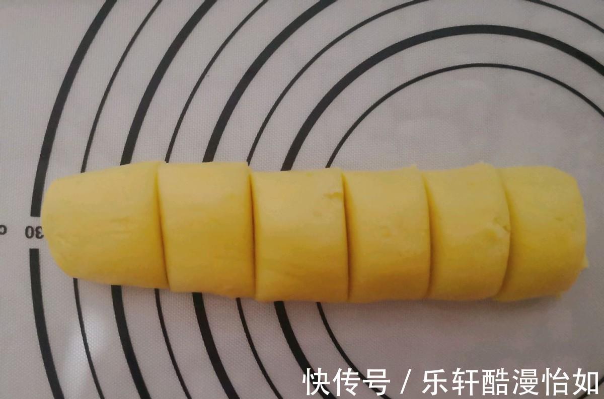 低筋面粉|苹果造型的蛋糕,好看又好吃,几分钟就能学会
