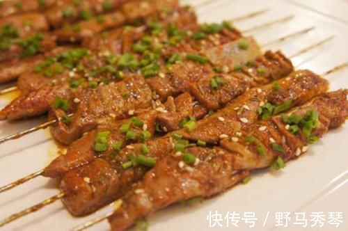 睡眠|你的晚餐怎么吃?以下4类食物晚上尽量少吃或者不吃,看看有哪些