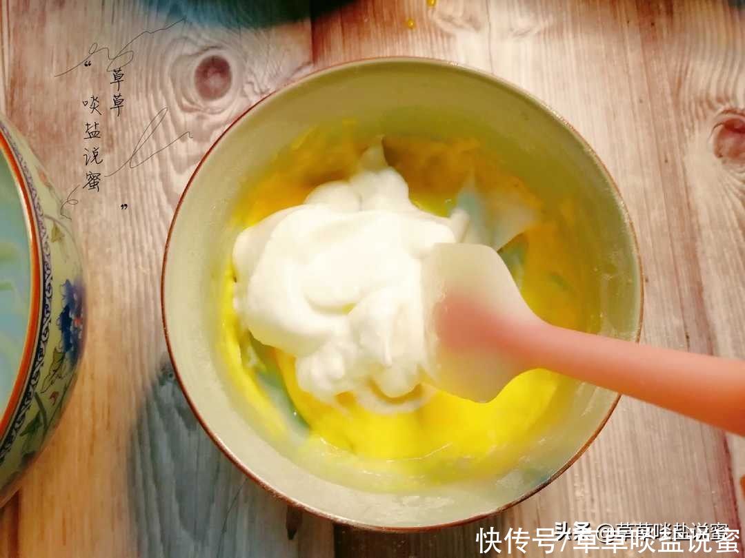 搅拌均匀|做什么蛋糕？蛋奶酥比蛋糕更容易上手，而且口味更香酥