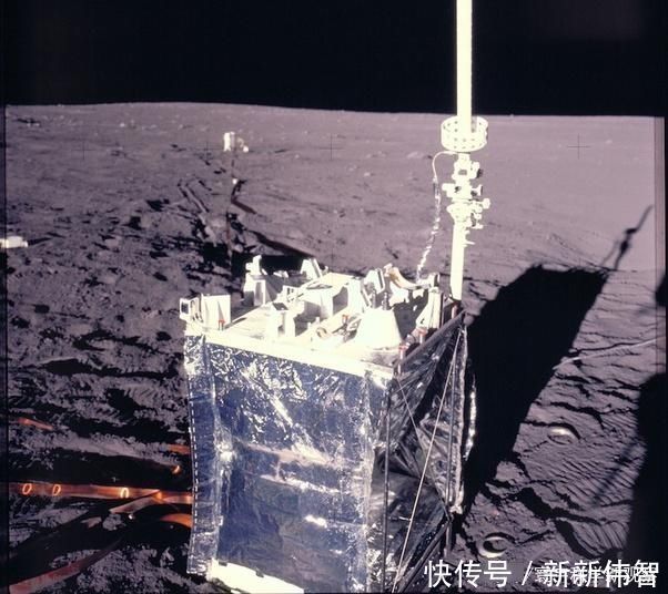 年间 月球在45亿年间不断积累尘埃,宇航员踩在上面为什么不会陷下去?