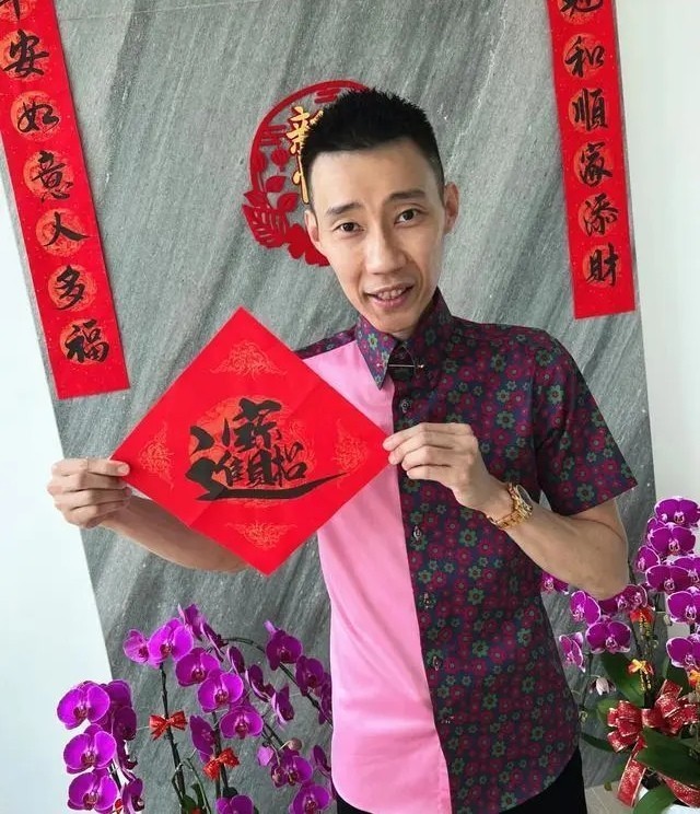 世界冠军|李宗伟给大家拜年!40岁拿督癌症康复后消瘦,身家超5亿堪称赢家