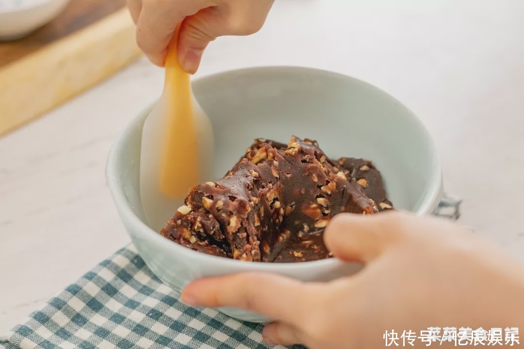 新晋网红下午茶!好吃又养生,有个平底锅就搞定